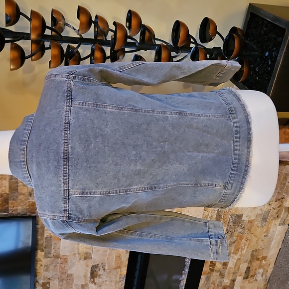 Jean Jacket - Picture 3 of 3